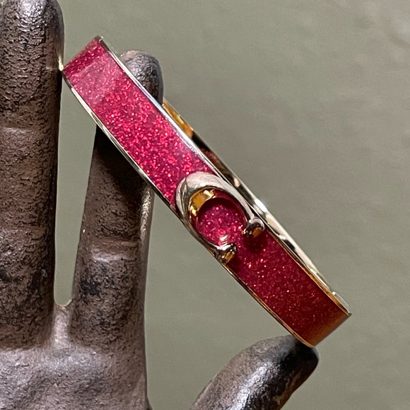 COACH SIGNATURE PUSH HINGED BANGLE RED GLITTER - Picture 1 of 15